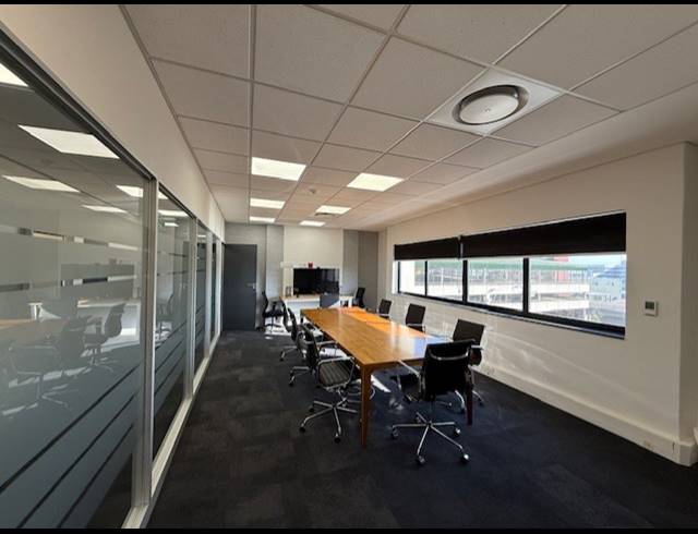 502M² OFFICE TO LET IN CLAREMONT